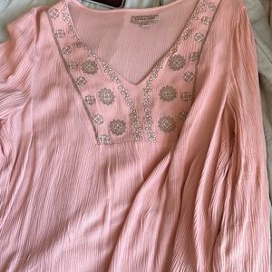 baby pink shirt